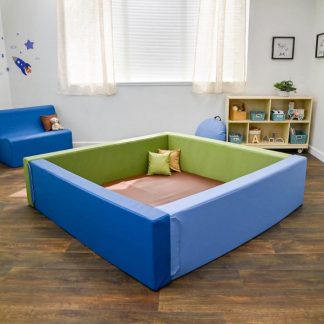 Lollipop Play Yard – Woodland